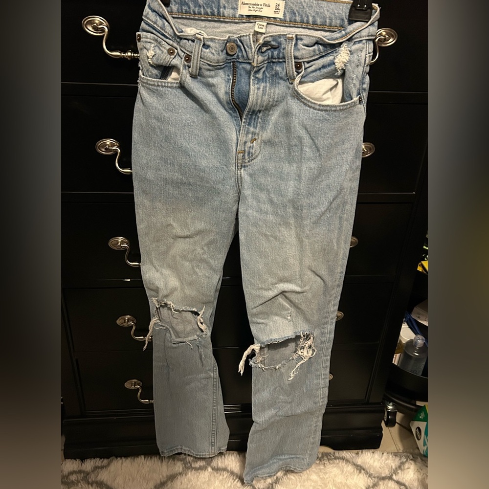 Abercrombie and Fitch ripped jeans 90s straight ultra high-rise size 00S